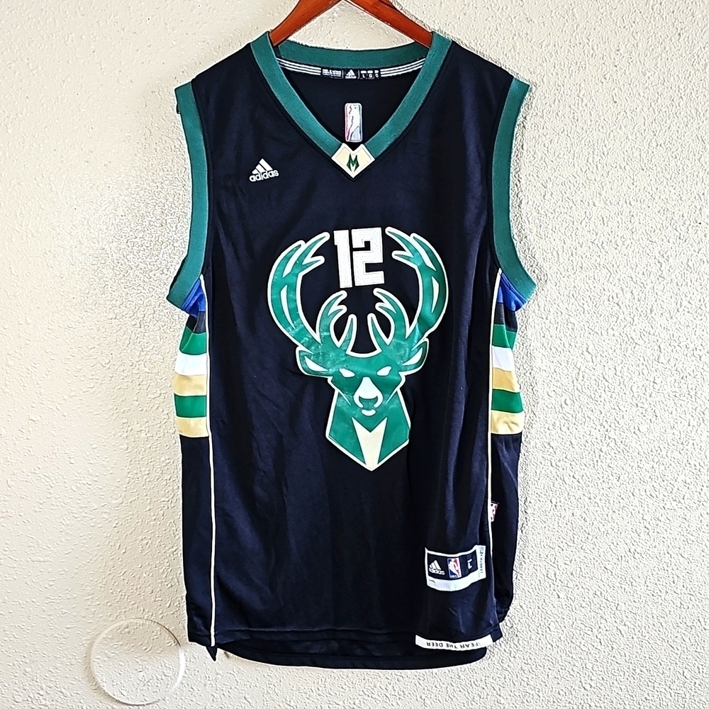 Adidas Milwaukee Bucks Swingman Jabari Parker Jersey.